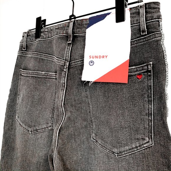 NWT anthro leopard-trimmed high rise straight jean - Picture 6 of 12